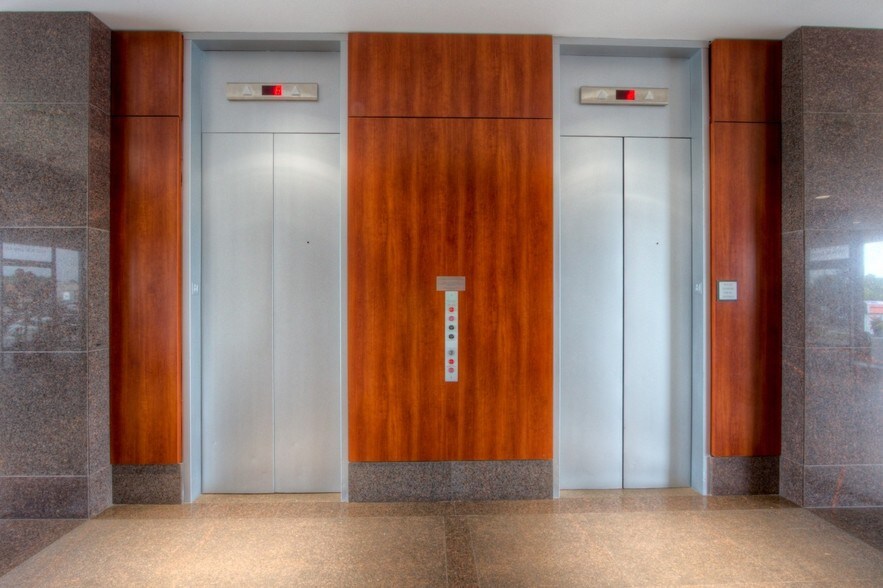 1100 NW Loop 410, San Antonio, TX à louer - Photo intérieure – Image 3 sur 5