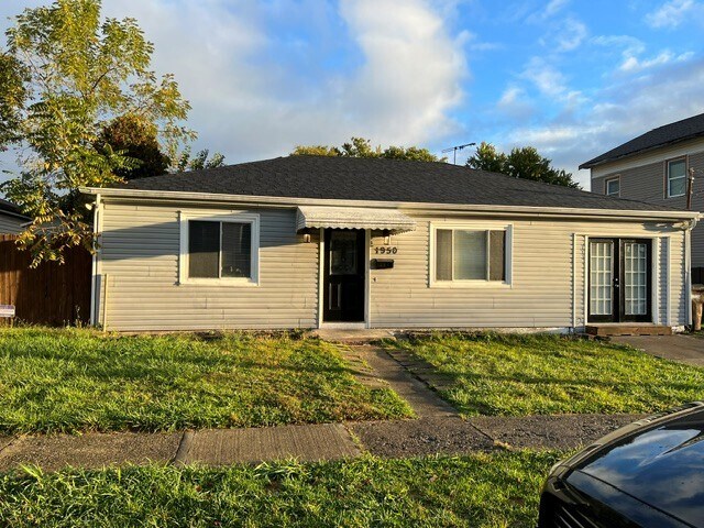 1950 Dallas Ave, Cincinnati, OH à vendre - Photo de l’immeuble – Image 2 sur 3