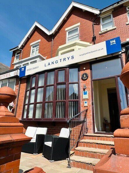 36 King Edward Av, Blackpool à vendre - Photo de l’immeuble – Image 2 sur 41