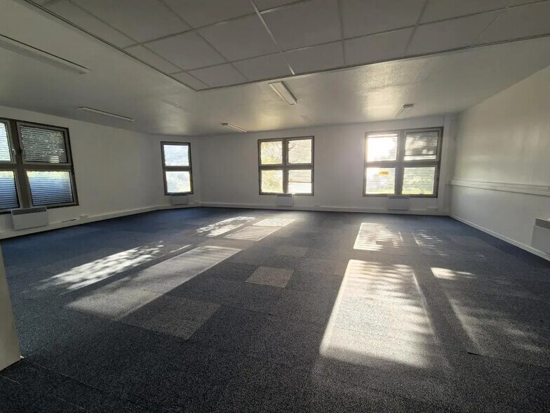 1 Allée Jean Image, Torcy à vendre - Photo de l’immeuble – Image 2 sur 6