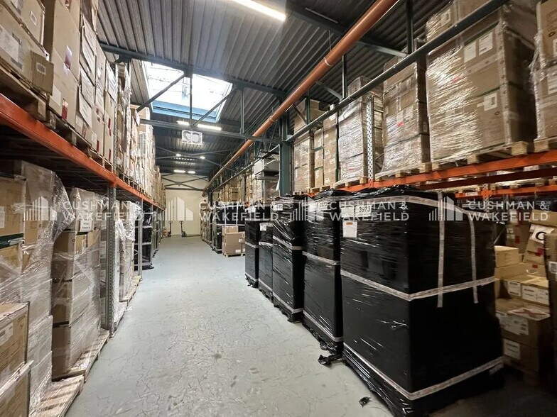 Local d’activités dans Mundolsheim à louer - Photo intérieure – Image 3 sur 8