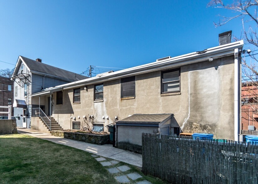 25-29 Spring St, Waltham, MA à vendre - Photo de l’immeuble – Image 3 sur 6
