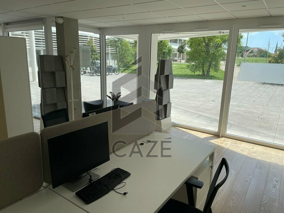 Bureau dans La Rochelle à louer Photo intérieure– Image 1 sur 7