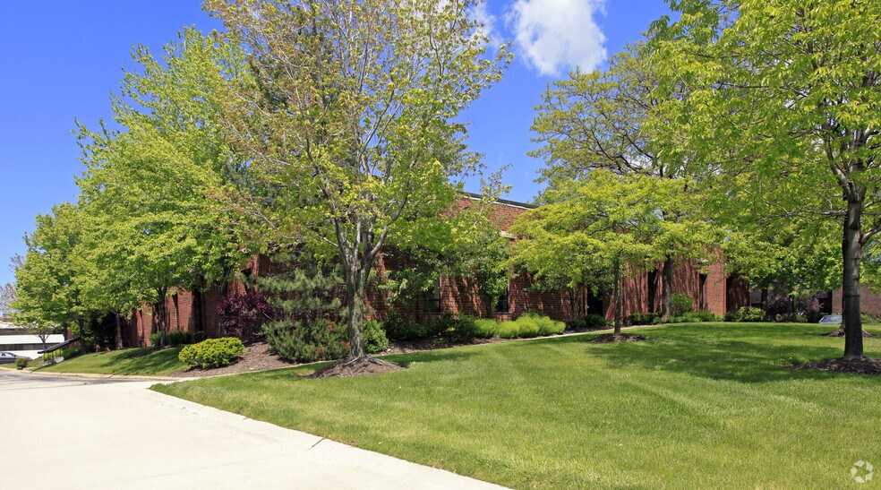 23875 Commerce Park, Beachwood, OH à louer - Photo principale – Image 1 sur 4