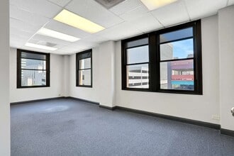 300 W Adams St, Jacksonville, FL à louer Photo intérieure– Image 2 sur 5