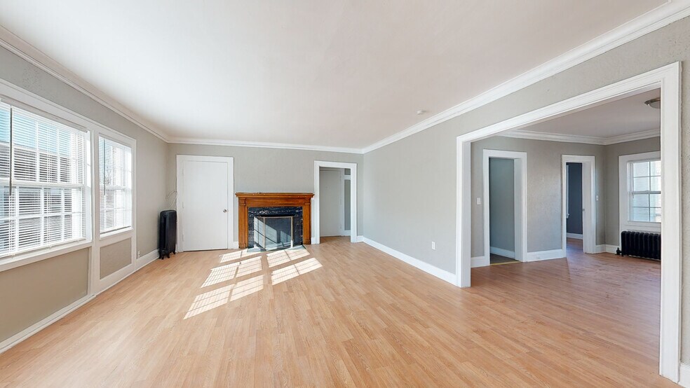 2642 N Moreland Blvd, Shaker Heights, OH à vendre - Numérisation 3D Matterport – Image 2 sur 18