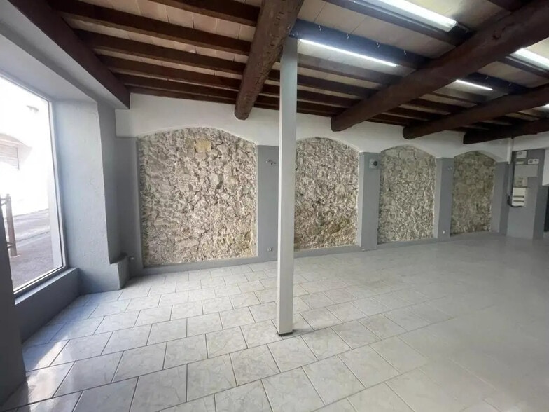 Local commercial dans Le Cannet à vendre - Photo de l’immeuble – Image 3 sur 11