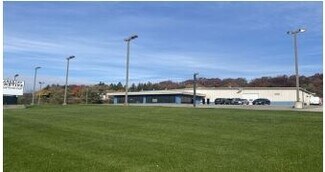 Plus de détails pour N47W28229 Lynndale Rd, Pewaukee, WI - Industriel/Logistique à vendre
