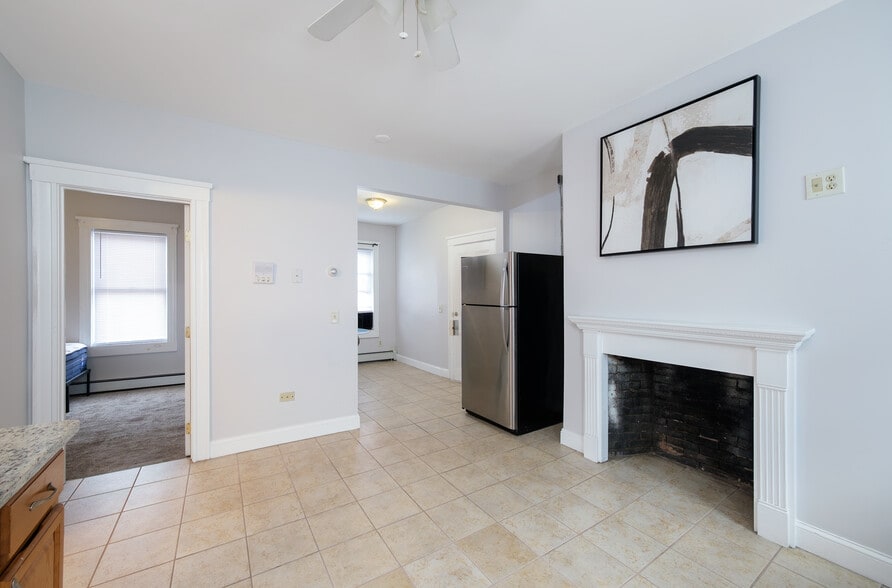 498 Broadway, Providence, RI à vendre - Photo de l’immeuble – Image 3 sur 21