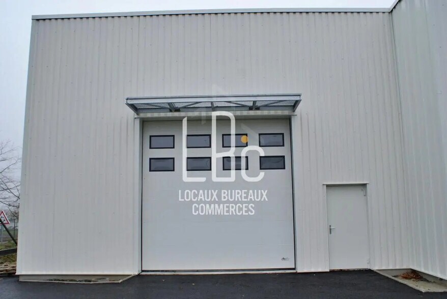 Local d’activités dans Carquefou à louer - Photo de l’immeuble – Image 2 sur 5