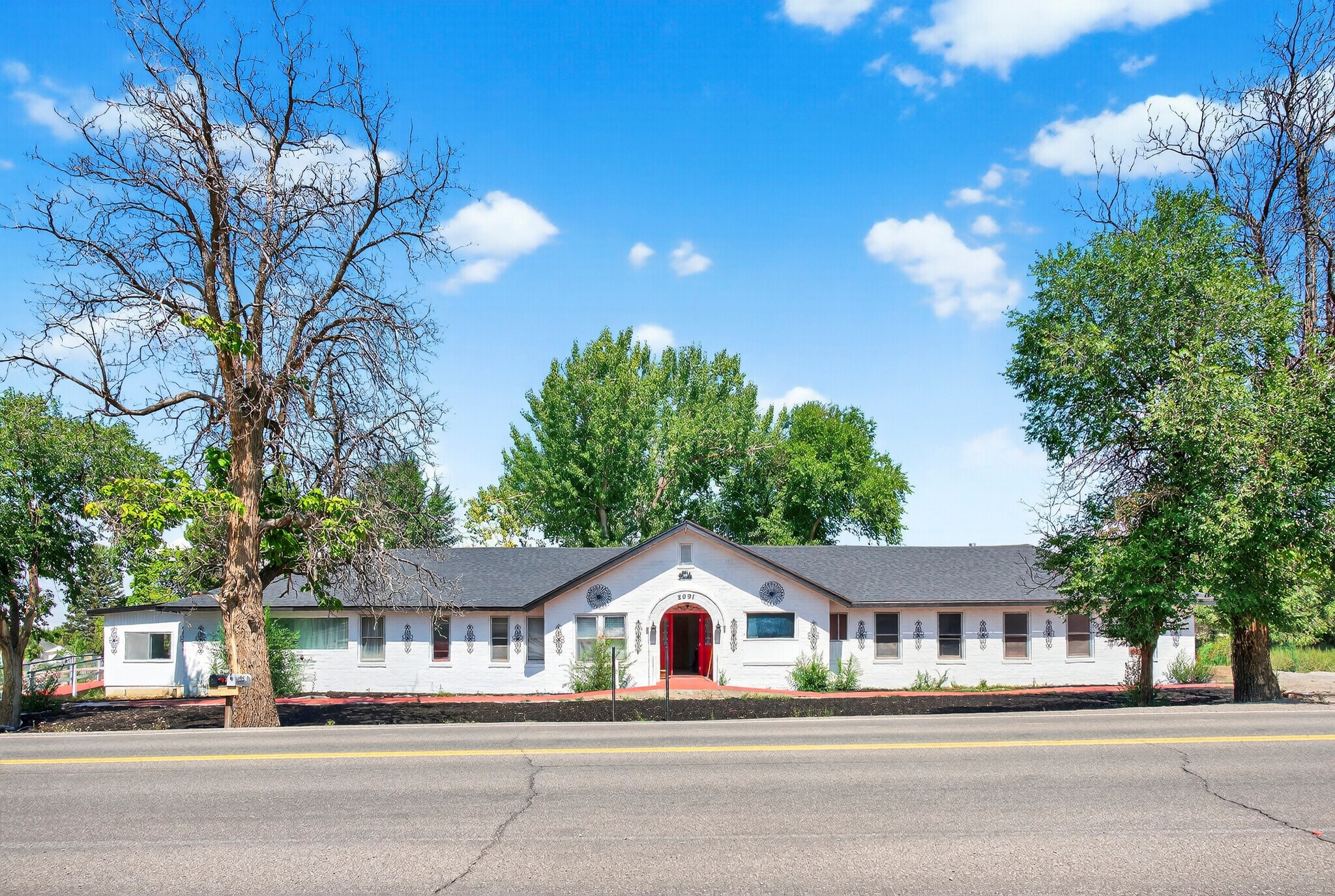 2091 Locust Rd, Montrose, CO à vendre Photo de l’immeuble– Image 1 sur 45