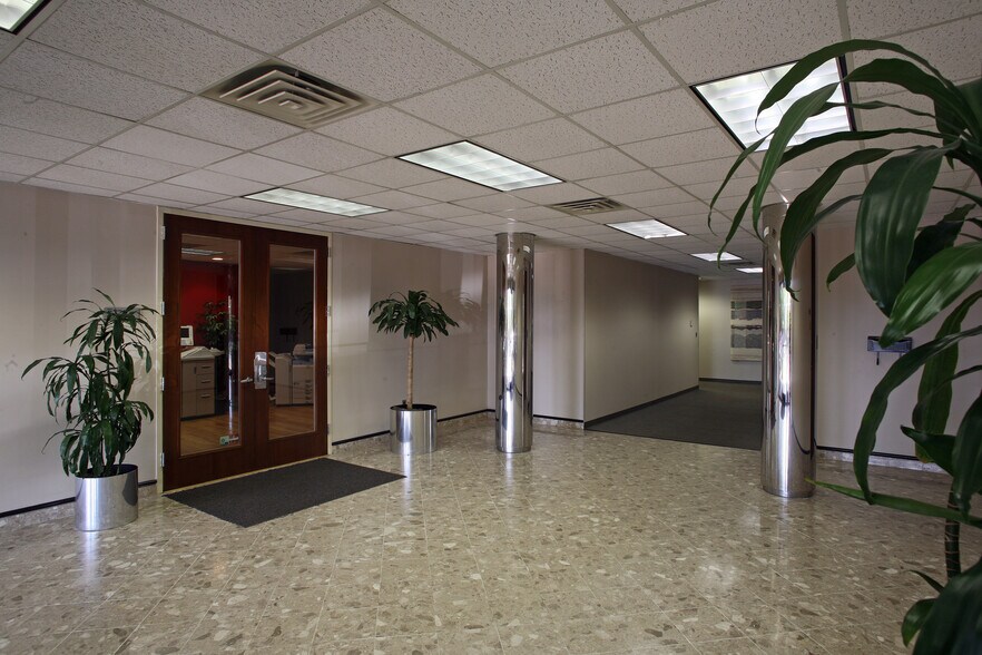 2350 Fairlane Dr, Montgomery, AL à louer - Photo intérieure – Image 3 sur 3