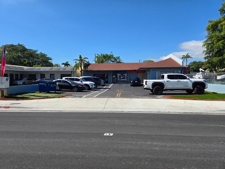 2510 NW 19th St, Fort Lauderdale, FL à vendre - Photo de l’immeuble – Image 2 sur 4