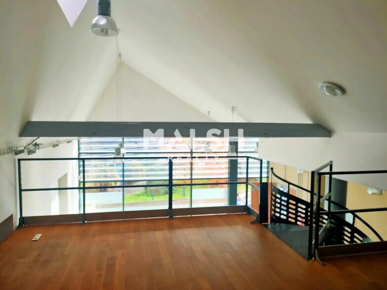 Bureau dans Lyon à louer - Photo de l’immeuble – Image 3 sur 8