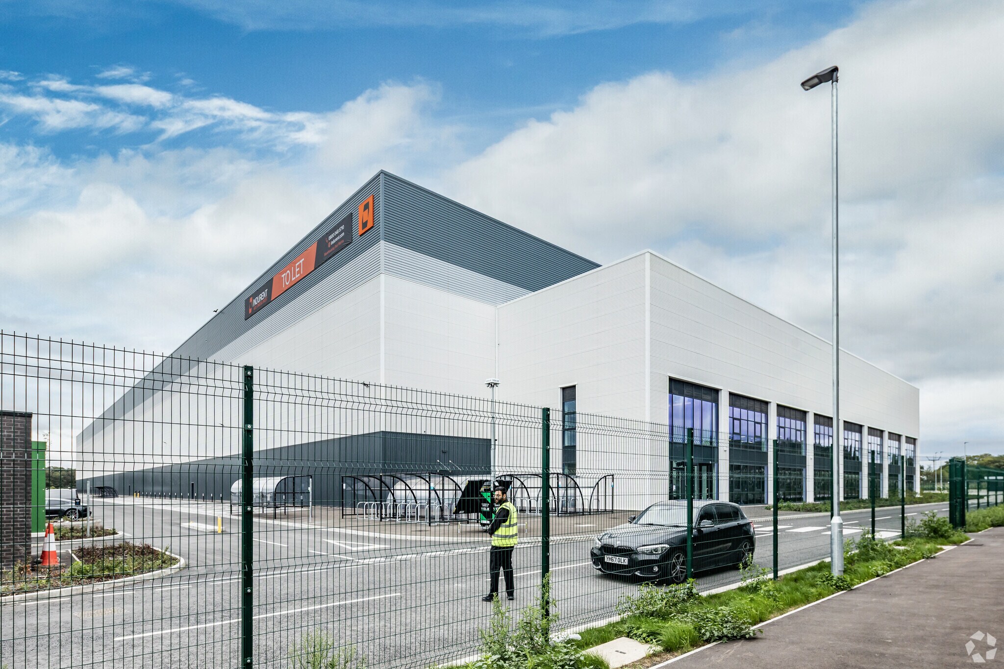 420 Omega W, Warrington à vendre Photo principale– Image 1 sur 1