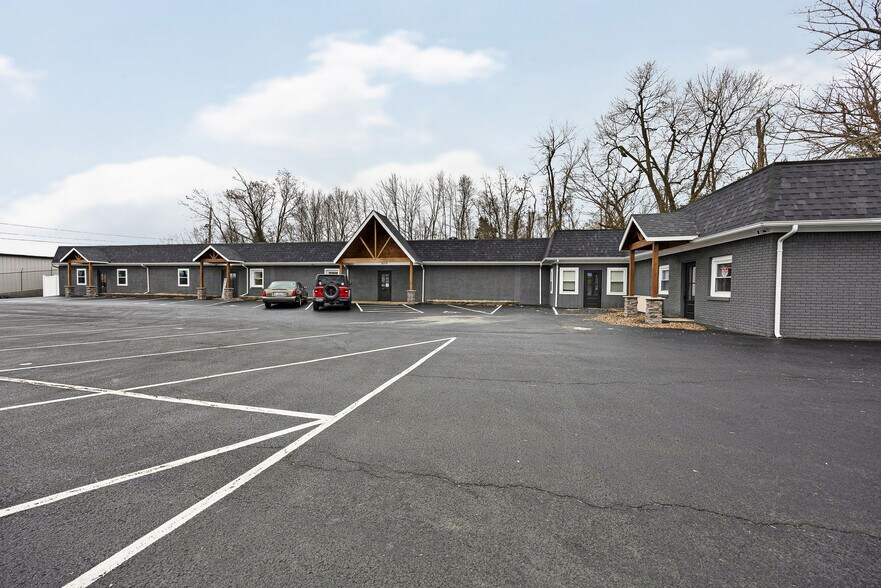 100 Gray St, Elizabethtown, KY à vendre - Photo de l’immeuble – Image 2 sur 9