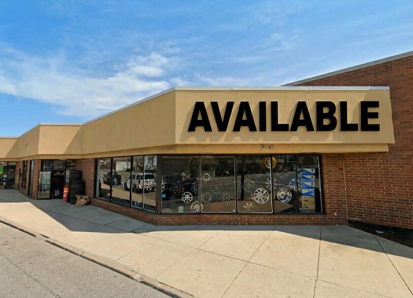 5813-5857 S Archer Ave, Chicago, IL à louer - Photo de l’immeuble – Image 2 sur 3