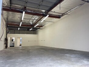 1566-1580 San Bernardino Rd, Covina, CA à louer Photo intérieure– Image 2 sur 5