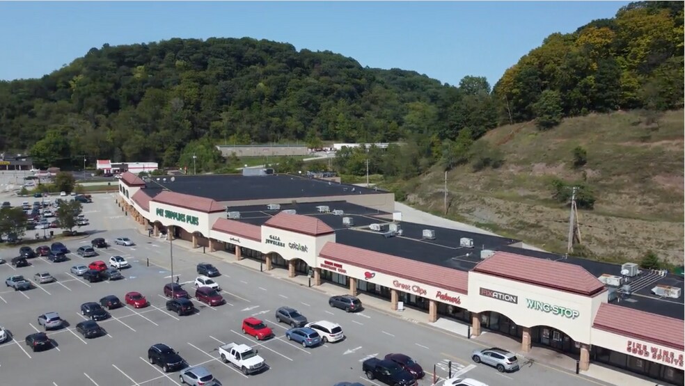 2001-203 Lincoln Way, McKeesport, PA à louer - Photo de l’immeuble – Image 2 sur 6