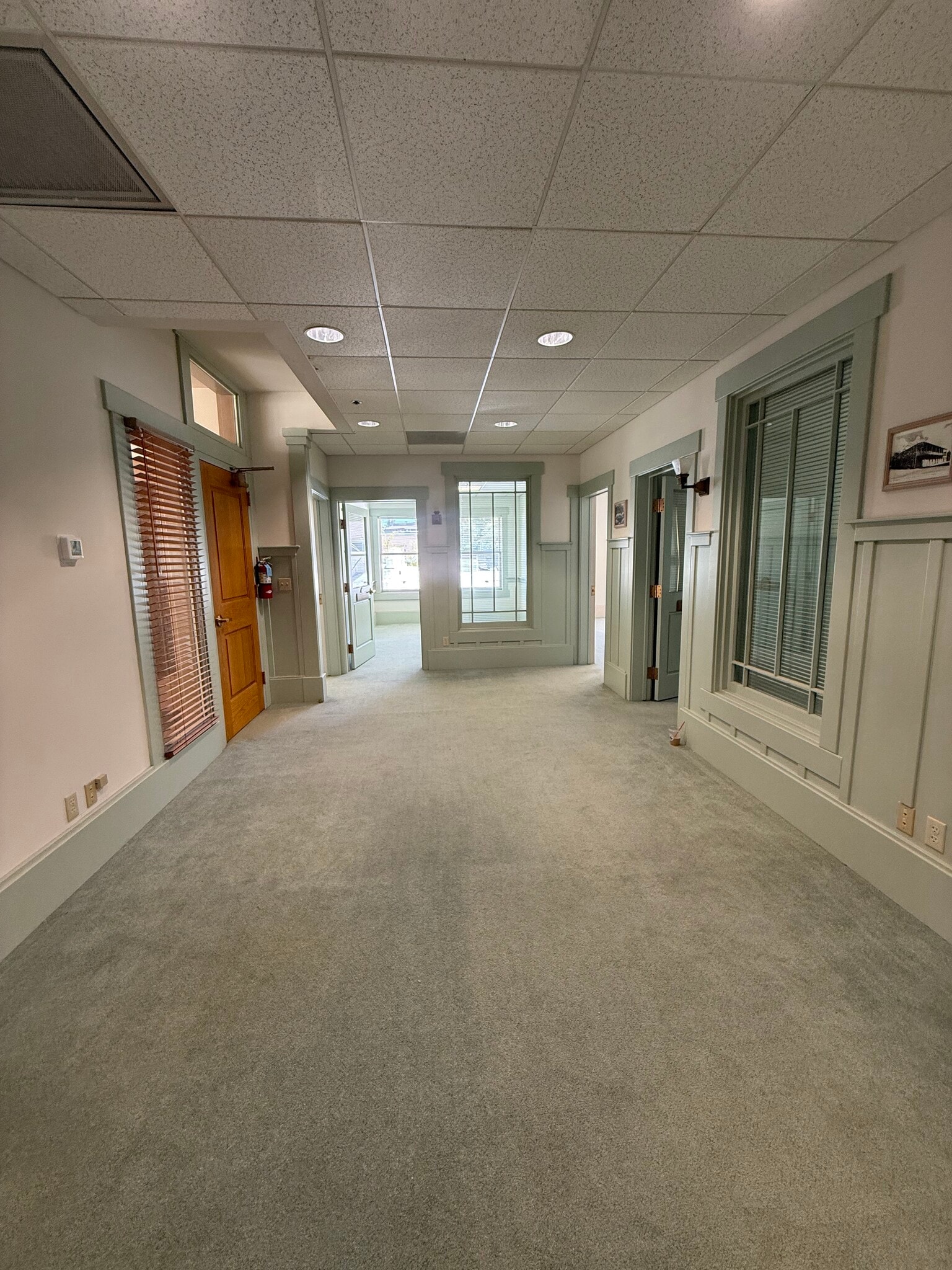 853 Lincoln Way, Auburn, CA à louer Photo intérieure– Image 1 sur 3