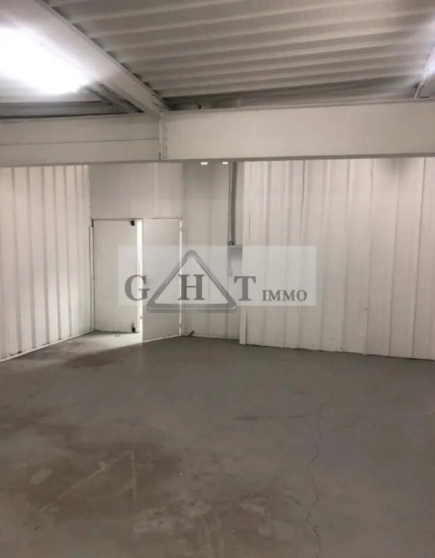 Plus de détails pour Industriel/Logistique à louer