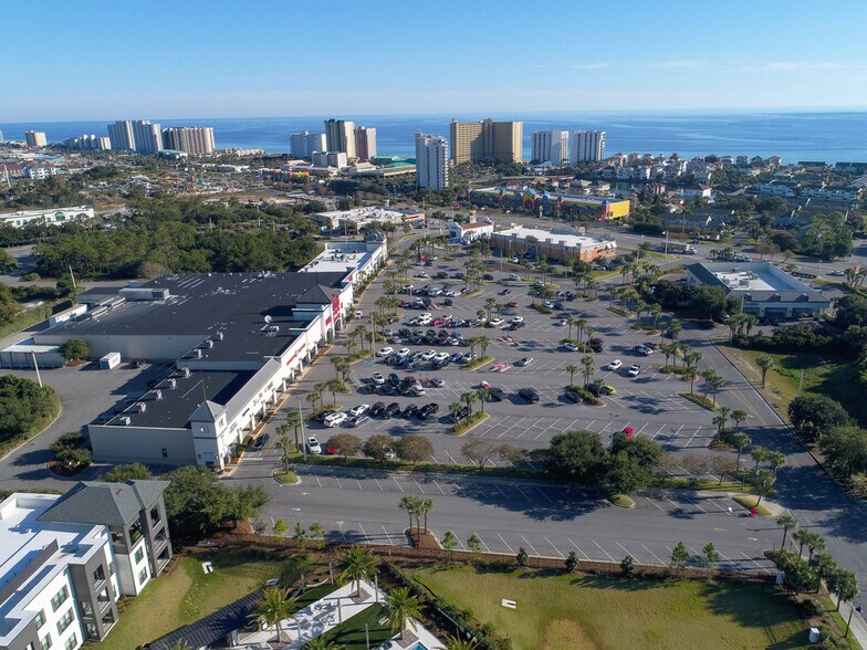 981 Highway 98 Hwy E, Destin, FL à louer - Photo de l’immeuble – Image 3 sur 11