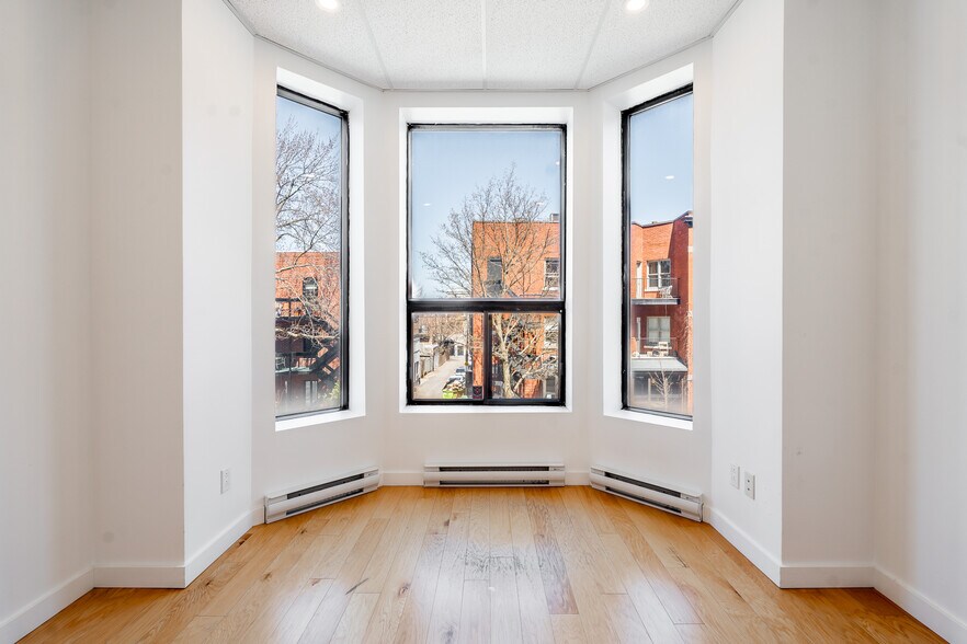5100 Rue Hutchison, Montréal, QC à louer - Photo de l’immeuble – Image 2 sur 4