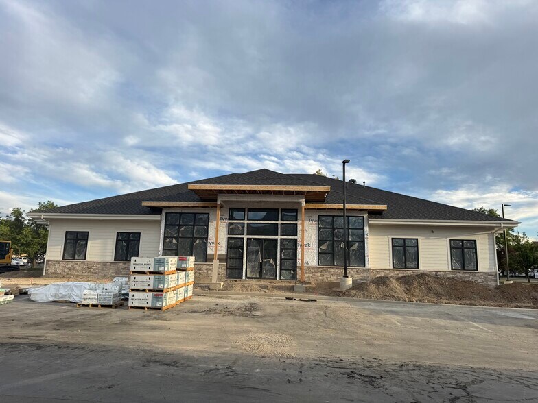 1798 N State St, Orem, UT à louer - Photo de l’immeuble – Image 2 sur 7