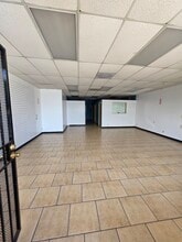 9419-9585 Slauson Ave, Pico Rivera, CA à louer Photo intérieure– Image 2 sur 3