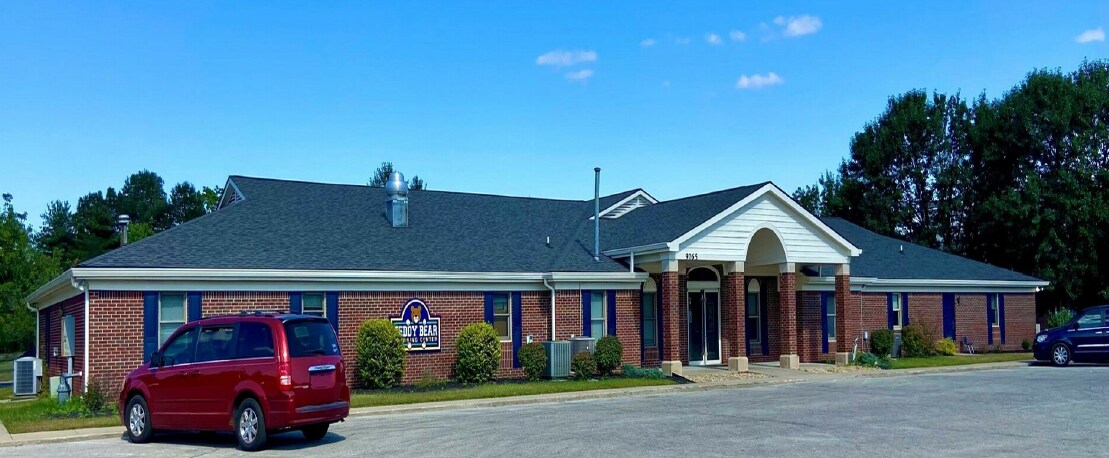 9765 Olympia Dr, Fishers, IN à vendre Photo principale– Image 1 sur 4