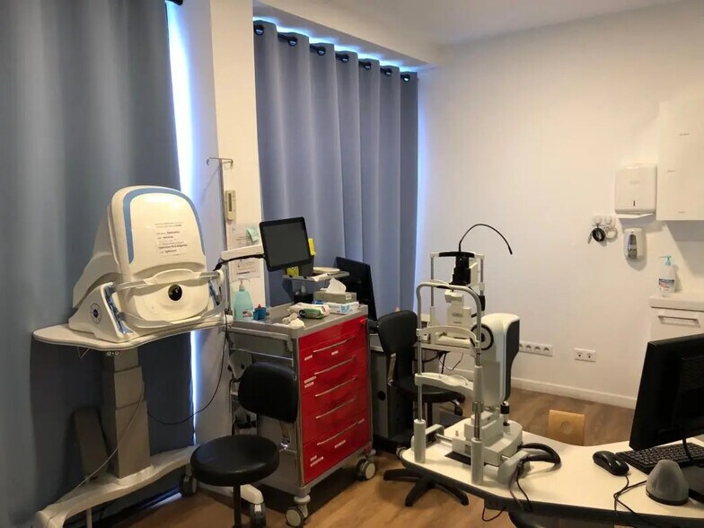 Local commercial dans Paris à louer - Photo intérieure – Image 3 sur 4