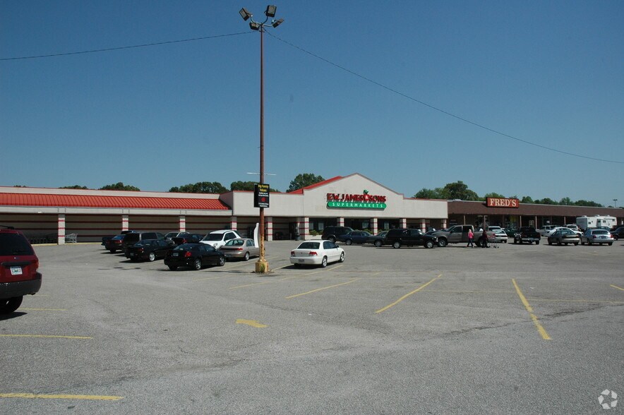5024-5028 S 1st St, Milan, TN à louer - Photo principale – Image 1 sur 6