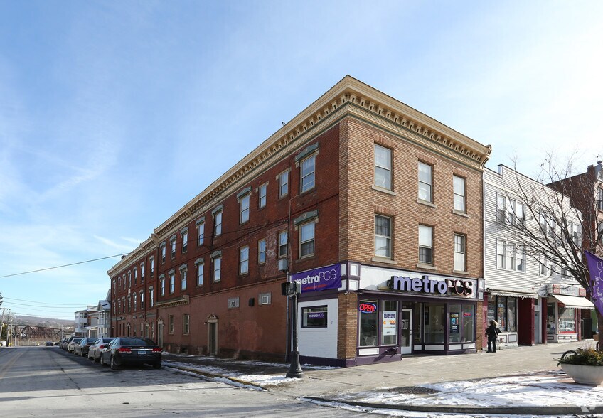 666-668 Main St, Middletown, CT à vendre - Photo de l’immeuble – Image 2 sur 55