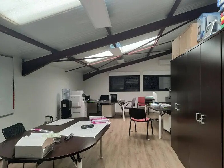 Local d'activités dans Portet-sur-Garonne à vendre - Photo intérieure – Image 3 sur 6