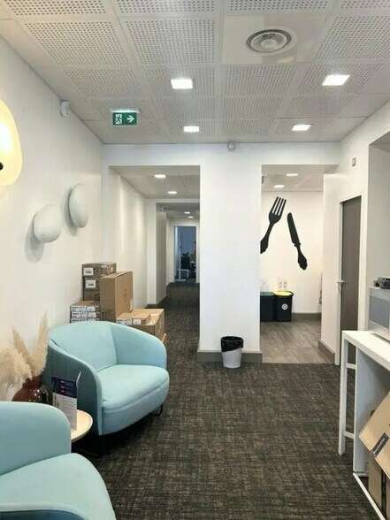 Bureau dans Lyon à louer - Photo de l’immeuble – Image 3 sur 12