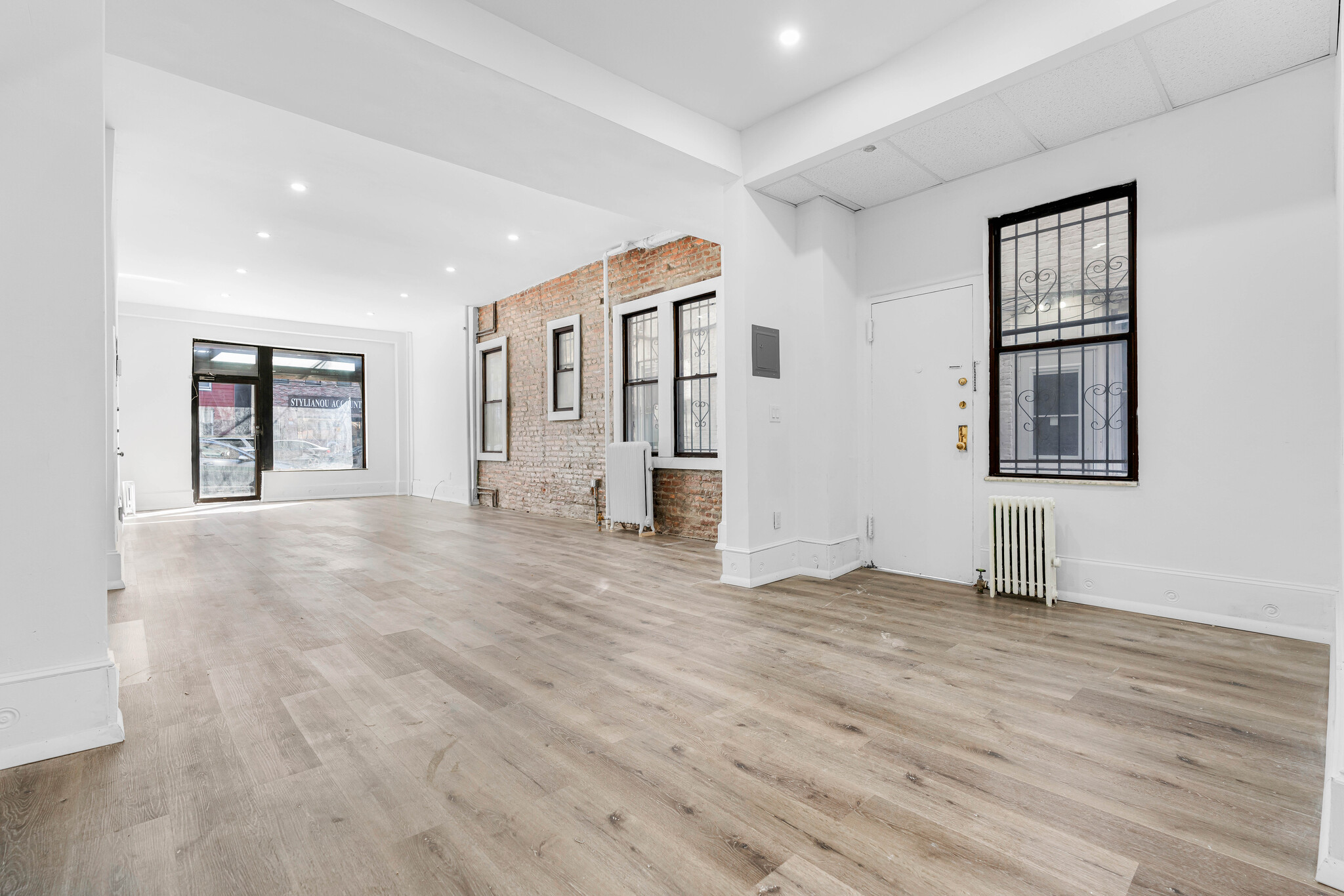 2352 31st St, Astoria, NY à louer Photo intérieure– Image 1 sur 8