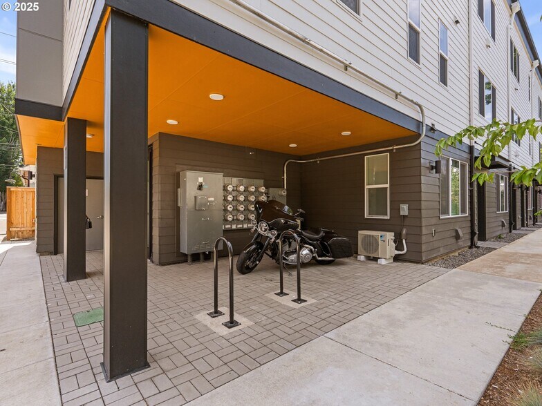 11 NE 55th Ave, Portland, OR à vendre - Photo de l’immeuble – Image 3 sur 24