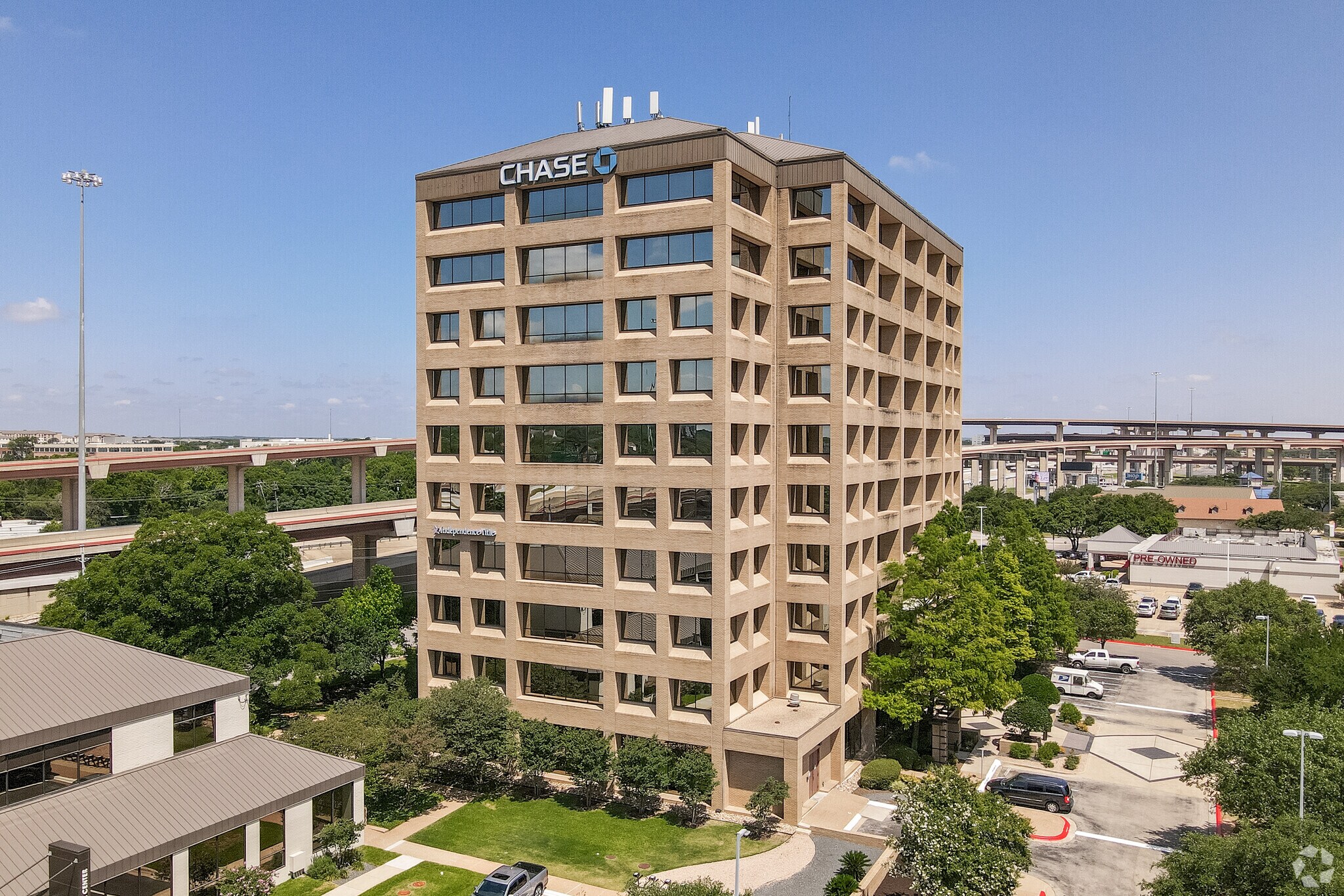 13809 research Blvd, Austin, TX à louer Photo de l’immeuble– Image 1 sur 4