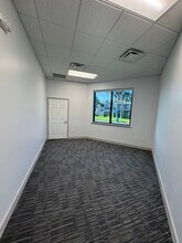 1326 3rd St S, Jacksonville Beach, FL à louer Photo intérieure– Image 1 sur 6