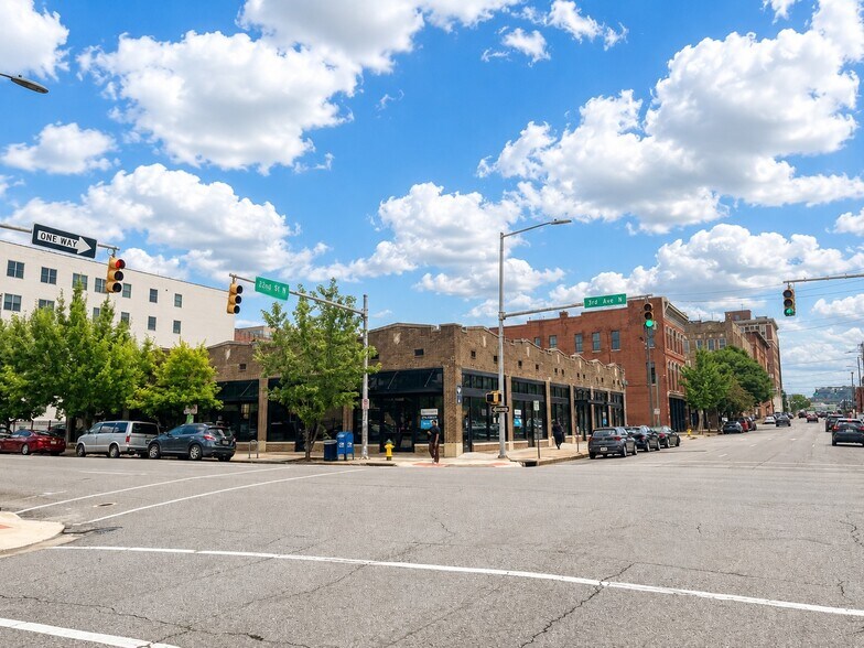 2203-2209 Third Ave N, Birmingham, AL à louer - Photo de l’immeuble – Image 3 sur 8
