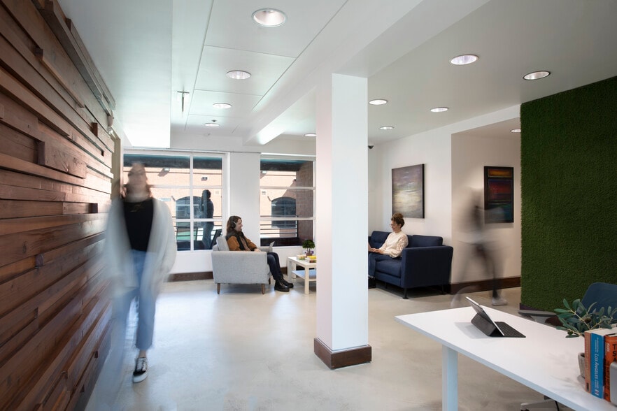 3110 Main St, Santa Monica, CA à louer - Hall d’entrée – Image 3 sur 13