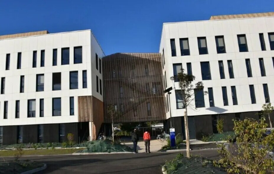 Local commercial dans Périgueux à vendre - Photo de l’immeuble – Image 1 sur 5