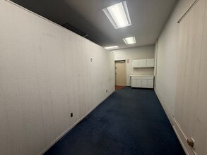 1717 Oakdale Rd, Modesto, CA à louer Photo intérieure– Image 1 sur 5