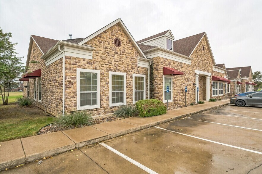 4140 Heritage Trace Pky, Fort Worth, TX à louer - Photo de l’immeuble – Image 1 sur 6