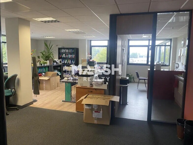 Bureau dans Limonest à louer - Photo intérieure – Image 3 sur 13