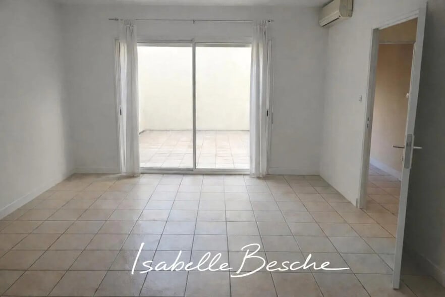 Bureau dans Bordeaux à vendre - Photo de l’immeuble – Image 1 sur 5