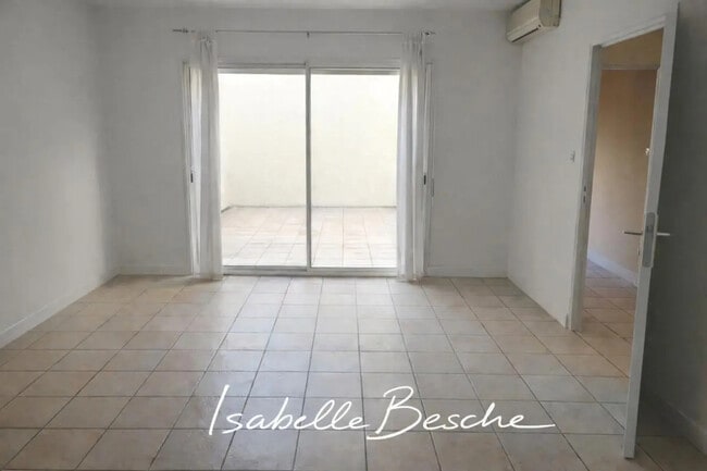 Plus de détails pour Bureau à vendre