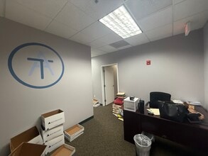 22375 Broderick Dr, Sterling, VA à louer Photo intérieure– Image 1 sur 8