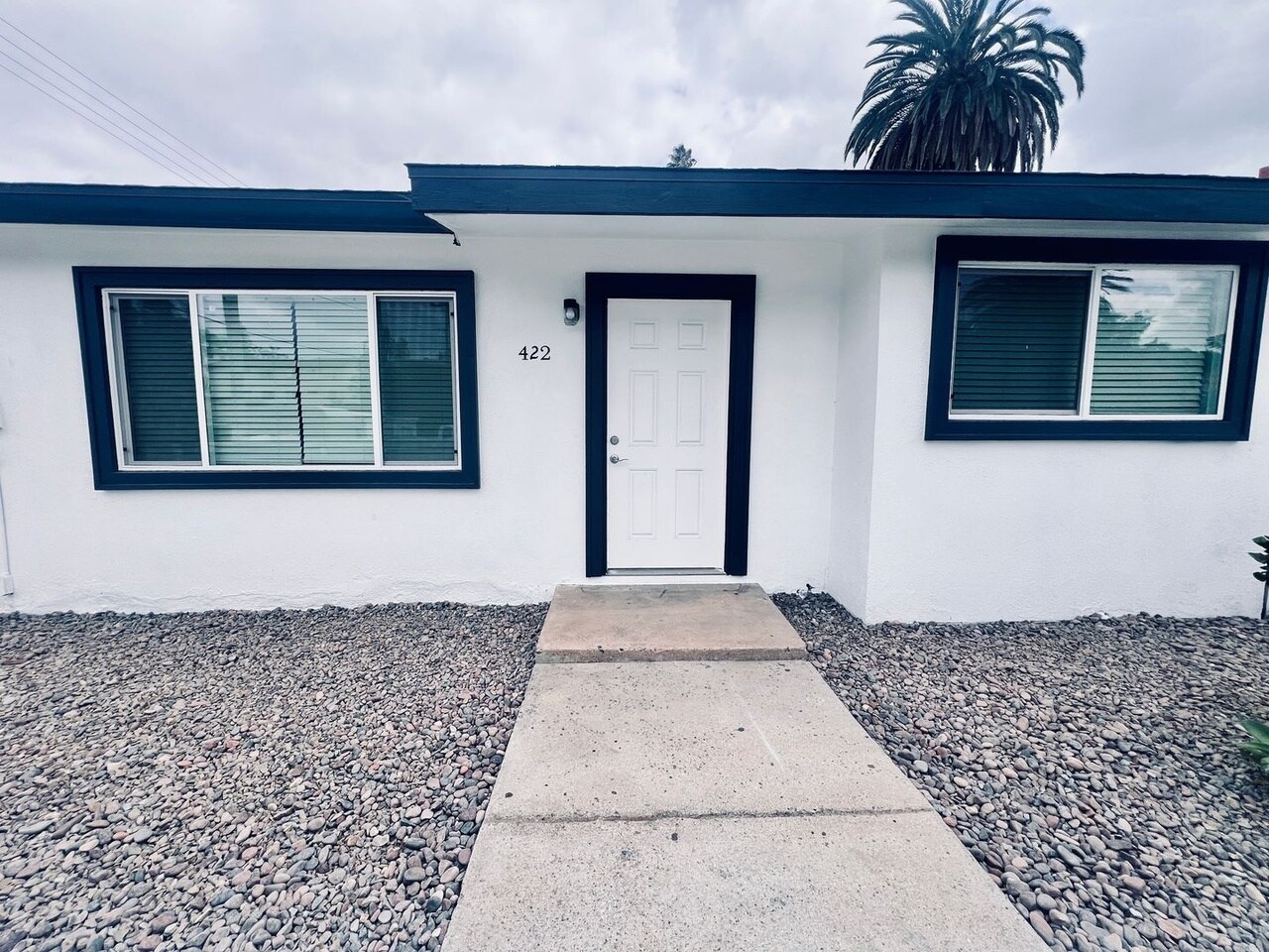 422 S Date St, Escondido, CA à vendre Photo principale– Image 1 sur 6