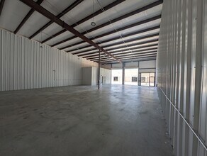26232 FM 2978 Rd, Magnolia, TX à louer Photo de l’immeuble– Image 1 sur 1